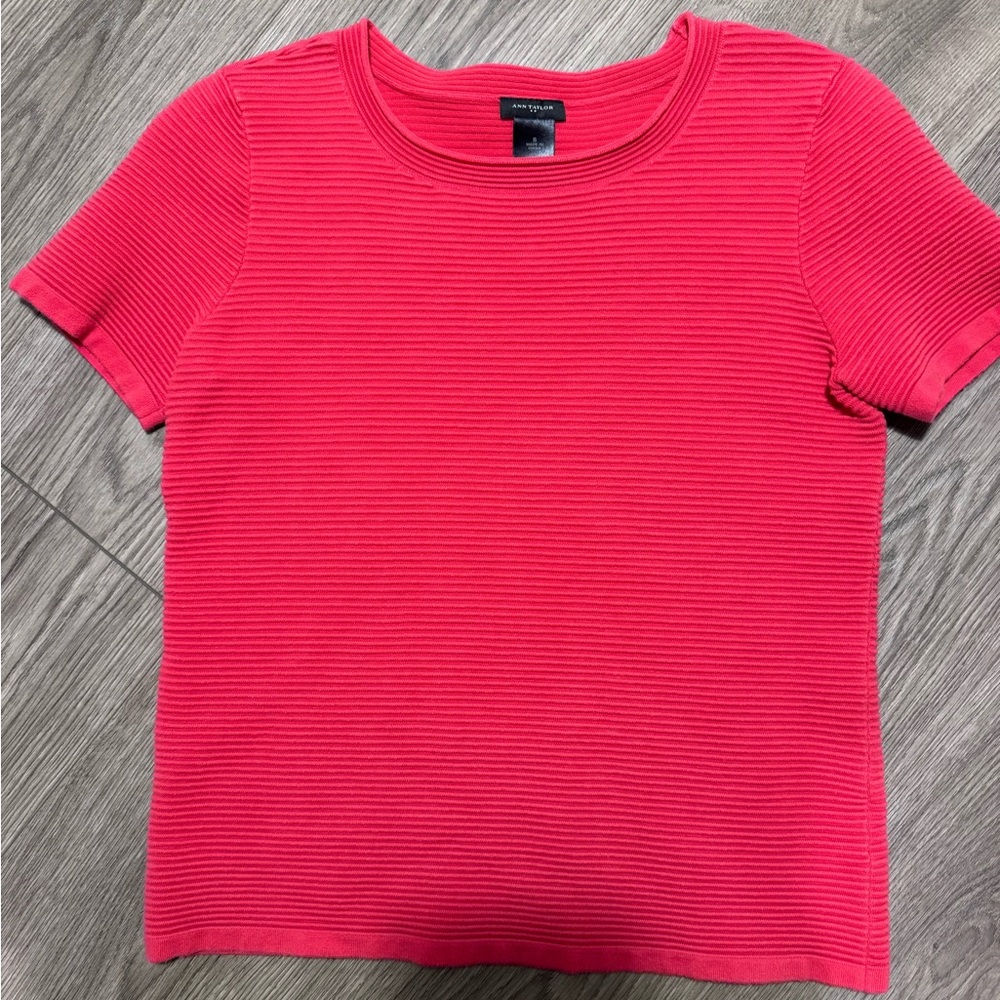 Ann Taylor Women's Pink Ribbed Short Sleeve Top